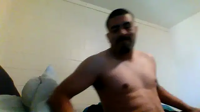 Snapshot of k1oudE chatting on January 20, 7:46 pm k1oudE online show from January 20, 7:46 pm