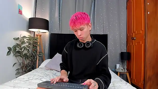 Brian-Ausslos online show from March 17, 5:01 am