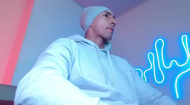 Snapshot of Joylopez_fit chatting on January 22, 1:00 pm Joylopez fit online show from January 22, 1:00 pm
