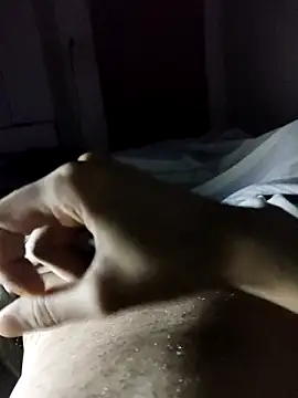 fredfgr online show from December 15, 3:58 am