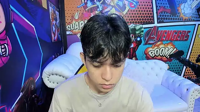 Snapshot of jisuscat chatting on March 6, 6:48 pm jisuscat online show from March 6, 6:48 pm