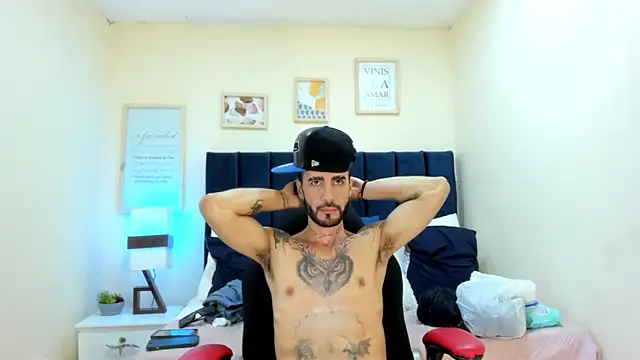 Lancelot Benwick online show from September 10, 9:02 pm