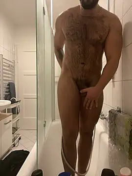 HotTeenBoy online show from January 1, 4:39 pm