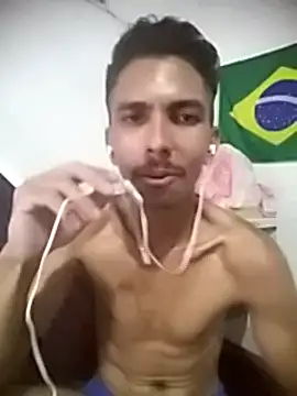 MagrinhoSaradoo online show from February 19, 3:06 am