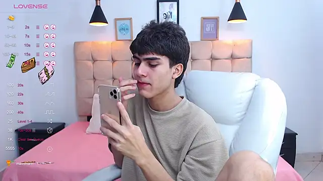 Tommy18   online show from January 28, 6:27 am