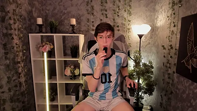 John Weasley online show from September 24, 12:36 pm