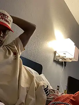 bon3z-n-tingz online show from February 22, 9:42 pm