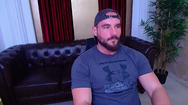 Snapshot of AdamJamesonn chatting on September 26, 6:55 am AdamJamesonn online show from September 26, 6:55 am