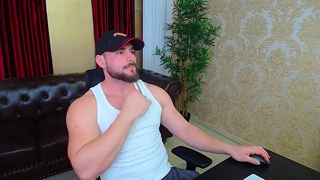 AdamJamesonn online show from November 24, 5:52 am