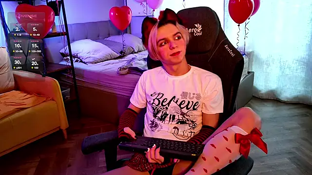 leon yuugen online show from February 15, 8:11 am