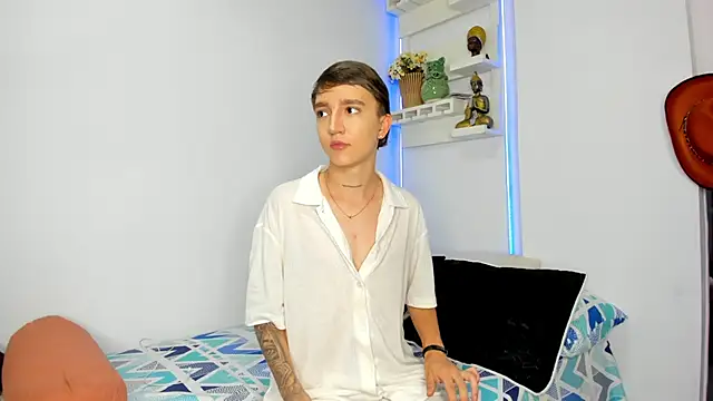 Snapshot of jeremy_salvatore chatting on October 1, 3:38 pm jeremy salvatore online show from October 1, 3:38 pm