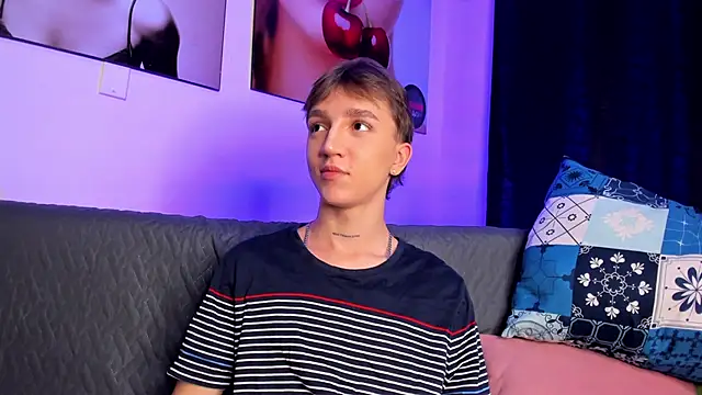 Snapshot of jeremy_salvatore chatting on January 24, 5:10 am jeremy salvatore online show from January 24, 5:10 am