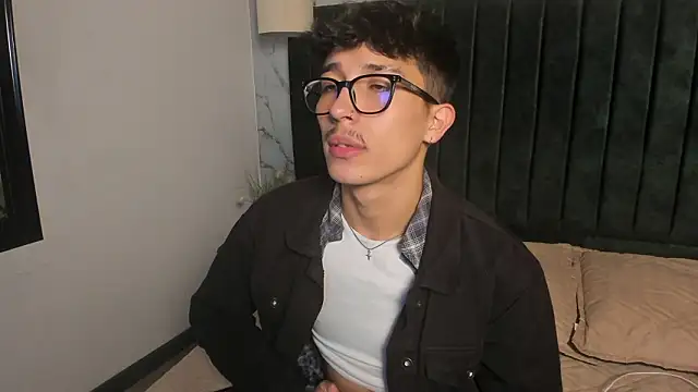 tim  fox online show from March 5, 12:01 pm