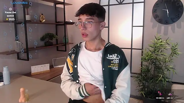 tim  fox online show from January 27, 7:35 pm