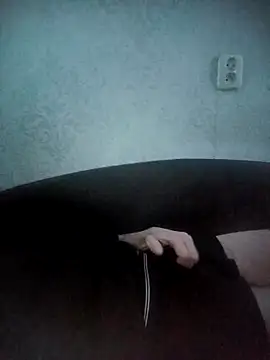 Lukas2204 online show from February 5, 7:43 pm