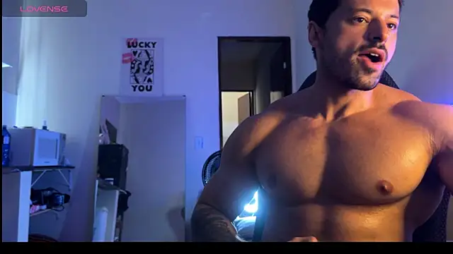 Lucasfit24 online show from February 26, 3:02 pm