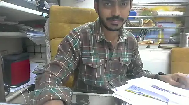 cute modell online show from February 6, 7:45 am