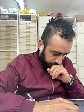 leonardohot1987 online show from February 27, 5:47 pm