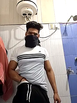 13horny13 online show from March 4, 3:00 am