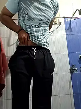 13horny13 online show from March 11, 2:43 am