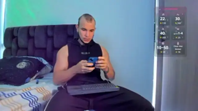 austinoficial online show from March 6, 10:18 pm