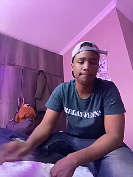 snotLoud online show from June 7, 1:40 pm