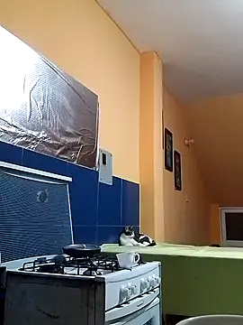 Snapshot of Elnegro28 chatting on March 6, 11:36 am Elnegro28 online show from March 6, 11:36 am