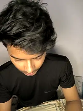 Snapshot of kaif_220 chatting on October 13, 1:06 pm kaif 220 online show from October 13, 1:06 pm