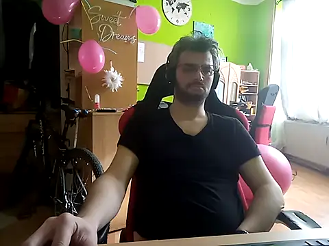 stary-w-kalesonach online show from March 4, 9:51 am