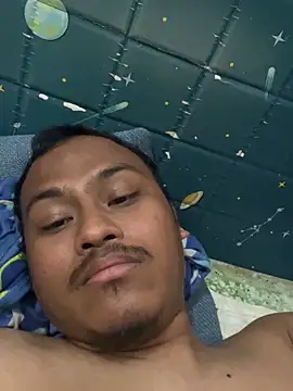 Adlan225 online show from December 21, 5:04 am