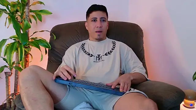 Fraannco online show from November 1, 3:54 am