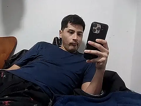 PerroDemonioHot online show from February 7, 3:57 am