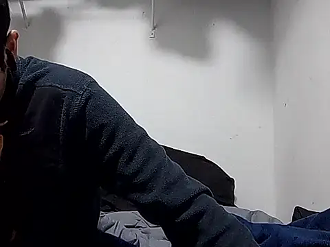 PerroDemonioHot online show from January 15, 1:42 am