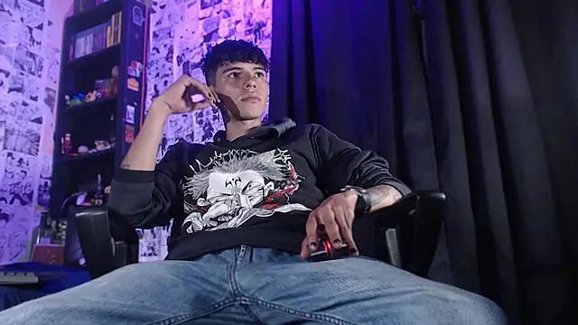 Mickey Magic online show from November 20, 4:34 am