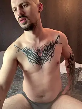 AssHunter4k online show from December 16, 9:16 am