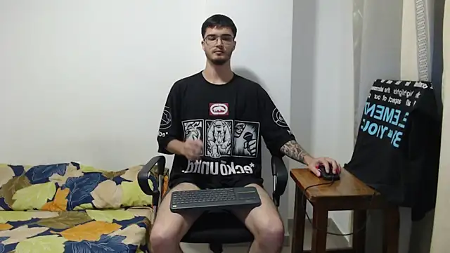 Aleex Miller online show from October 13, 2:39 am