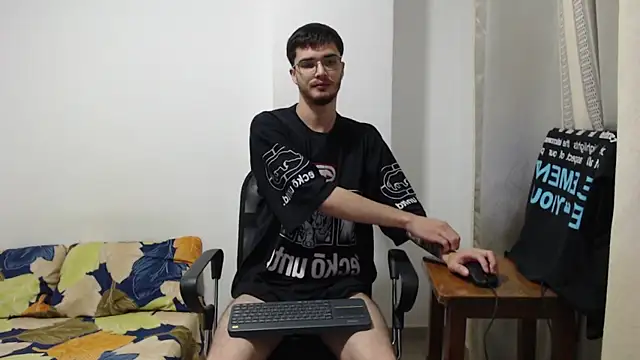 Aleex Miller online show from October 17, 4:38 am