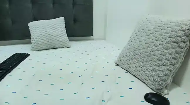 wolfandsky online show from March 3, 11:38 am