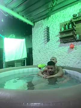 grossocalibre20 online show from March 31, 3:41 am