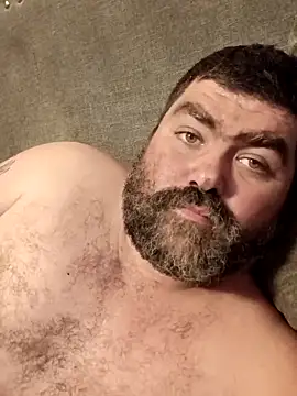 Rcraigue4 online show from October 16, 1:24 am