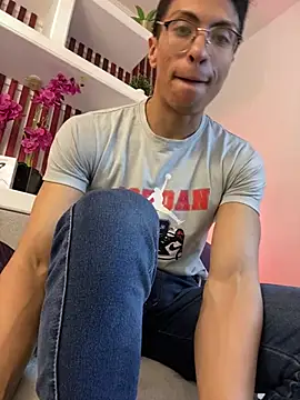 ApoloCruz online show from March 14, 7:04 am