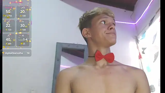 izan 20 online show from February 3, 2:45 pm