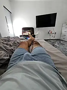 j0nathan00 online show from February 7, 5:18 pm