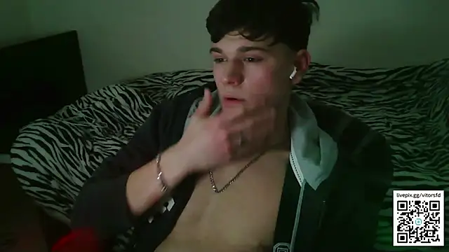 vitorsafado19 online show from September 10, 11:47 pm