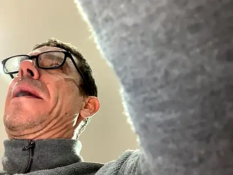 Kenhornu online show from November 24, 5:03 pm