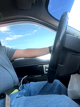 luiriv04 online show from November 1, 11:42 pm