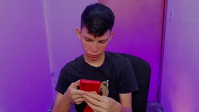 Alexxx lov online show from February 25, 12:28 pm