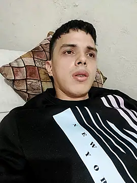 Snapshot of xxaviermendez chatting on October 20, 6:23 pm xxaviermendez online show from October 20, 6:23 pm