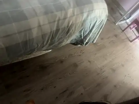 yannusgir33 online show from February 25, 2:40 pm