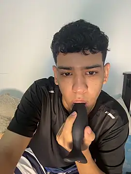 Santiago-Thompson online show from November 5, 5:37 pm